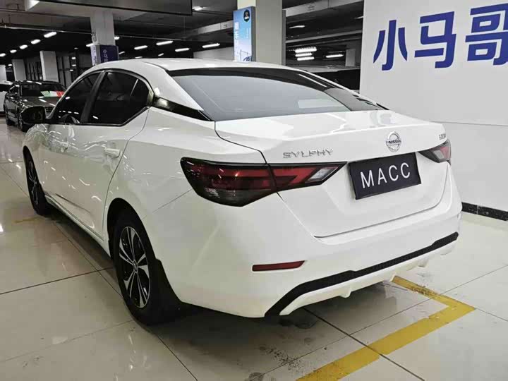 Фото 5 - Nissan Sylphy