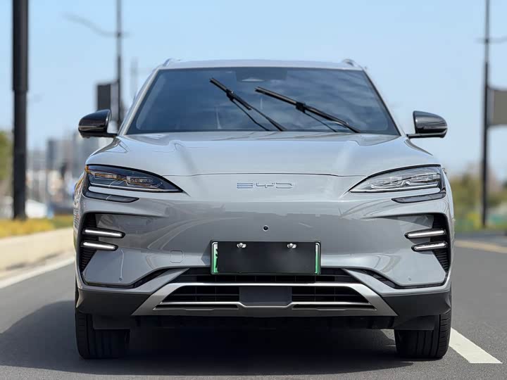 Photo 2 - BYD Song Plus Hybrid/EV