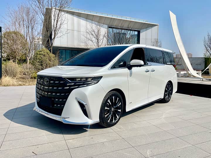 Photo 1 - Toyota Alphard