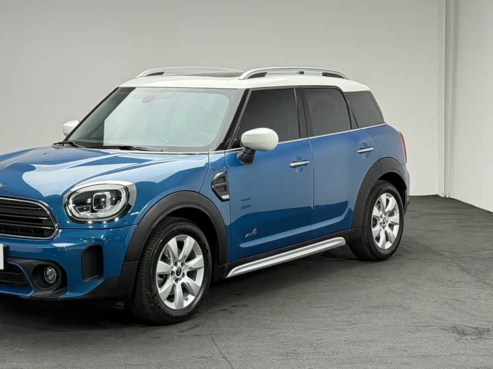 Photo 8 - Mini Countryman