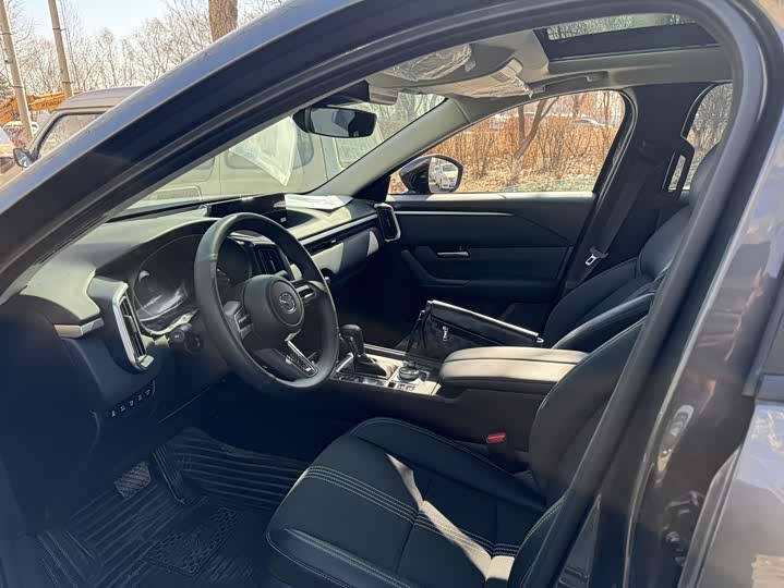 Фото 5 - Mazda CX-50