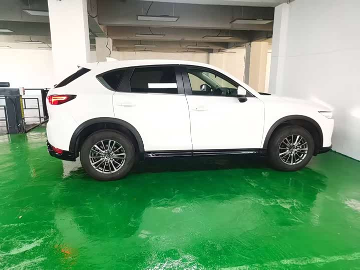 Photo 5 - Mazda CX-5