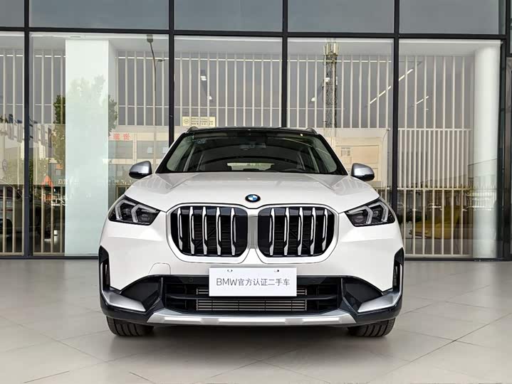 Фото 3 - BMW X1