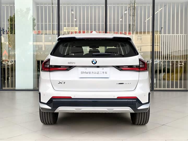 Фото 6 - BMW X1