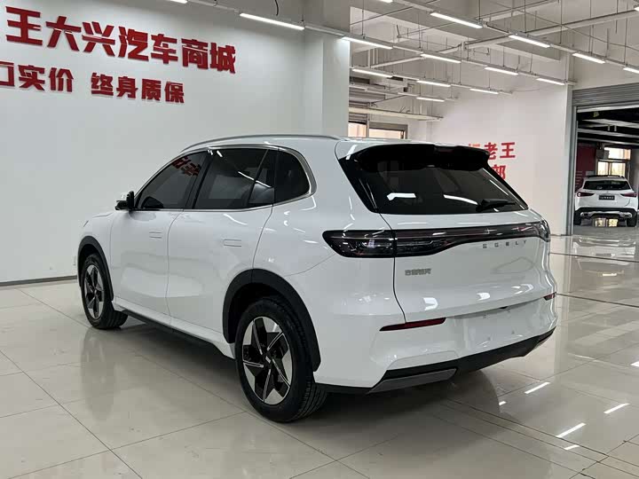 Photo 6 - Geely Galaxy E5