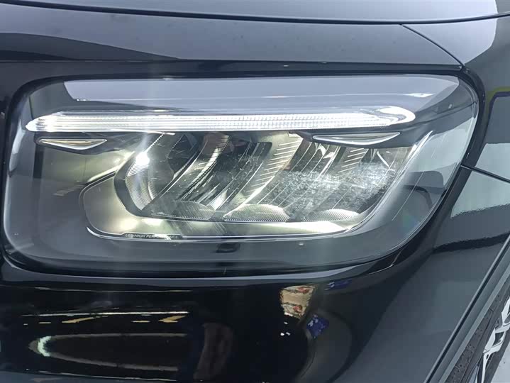 Фото 5 - Mercedes-Benz GLB-Class