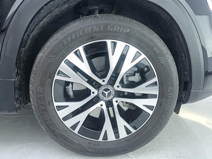 Фото 6 - Mercedes-Benz GLB-Class