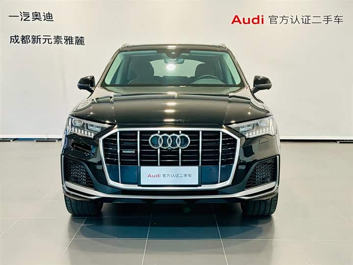 Фото 2 - Audi Q7