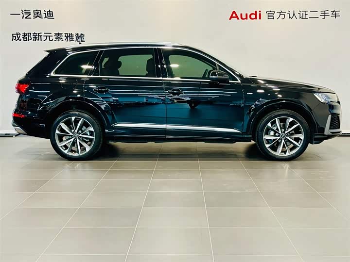 Фото 3 - Audi Q7