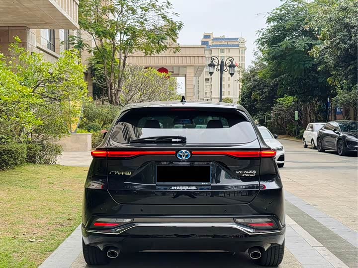 Фото 5 - Toyota Venza