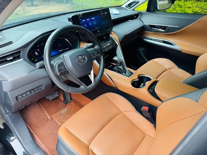 Фото 9 - Toyota Venza