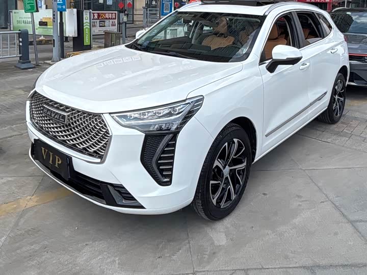 Фото 3 - Haval Jolion