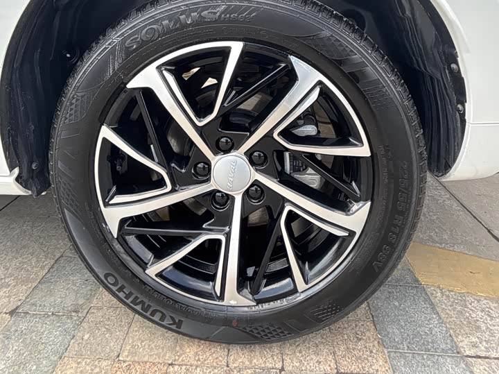 Фото 7 - Haval Jolion