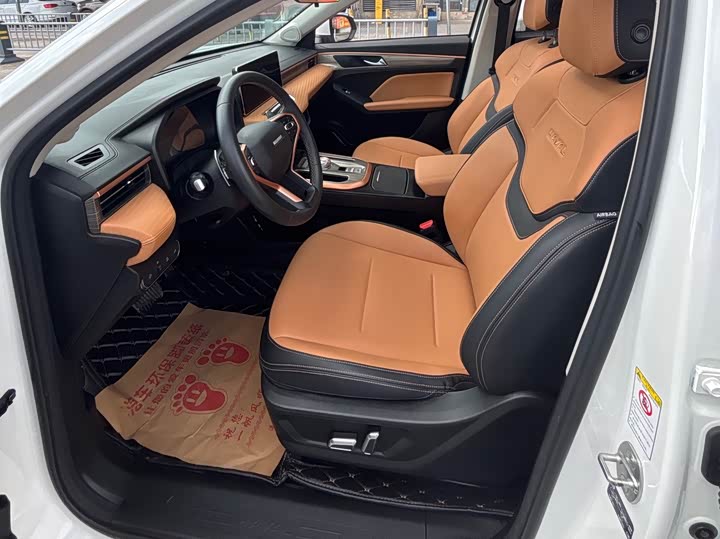 Фото 9 - Haval Jolion