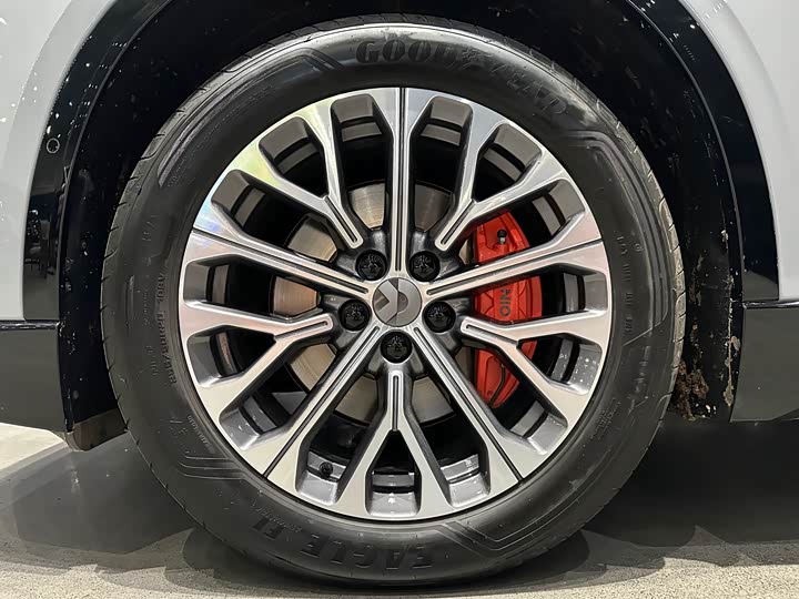 Фото 8 - Nio EC6