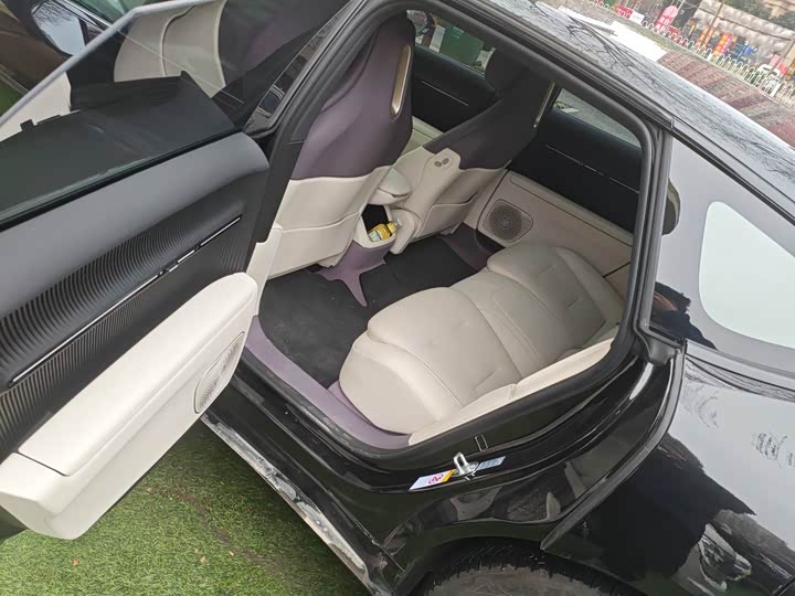 Фото 6 - Avatr 12