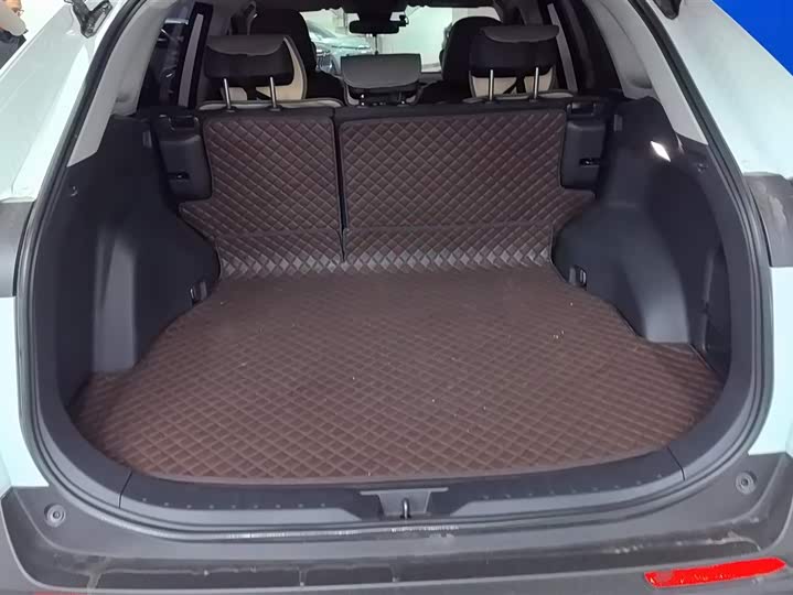 Фото 4 - Toyota RAV4