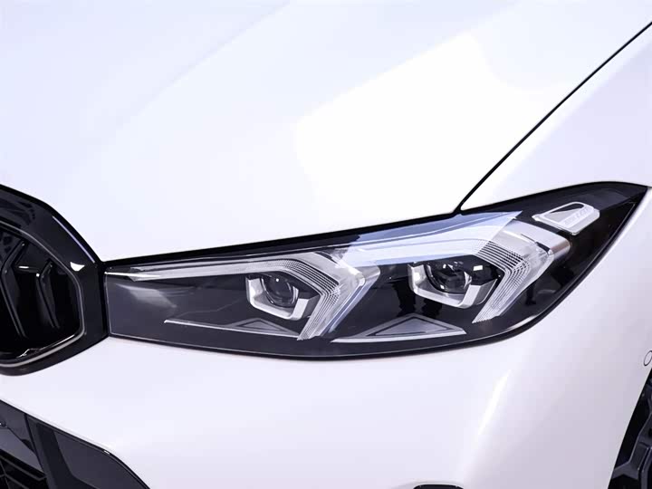 Фото 4 - BMW 3 Series