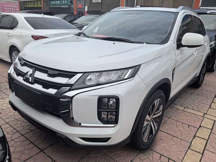 Фото 1 - Mitsubishi ASX