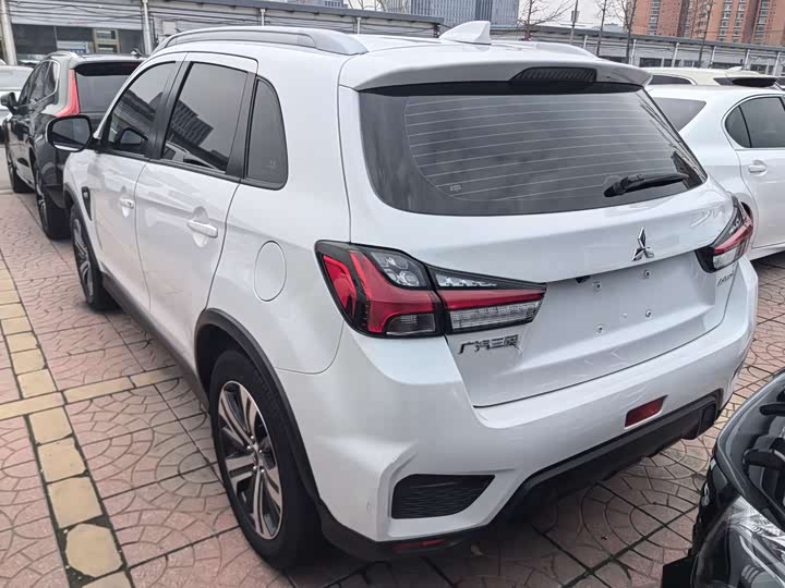 Фото 6 - Mitsubishi ASX