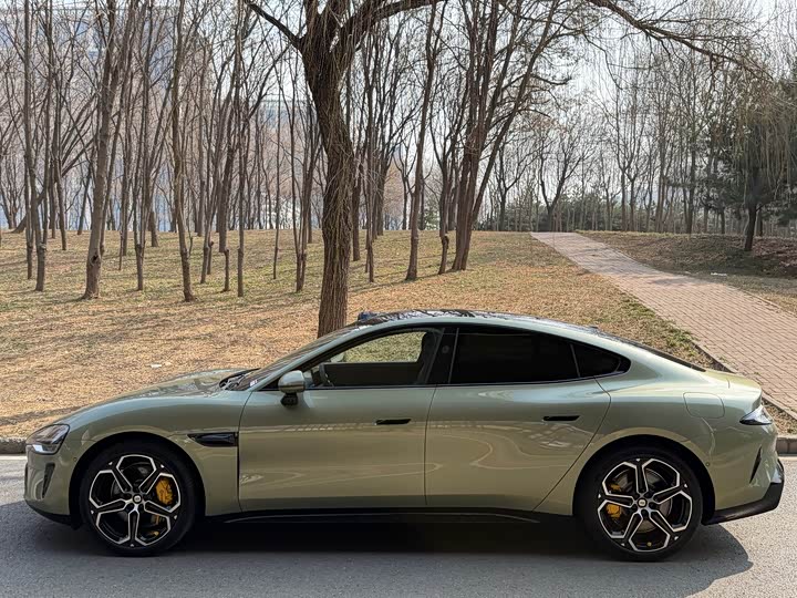 Фото 3 - Xiaomi SU7