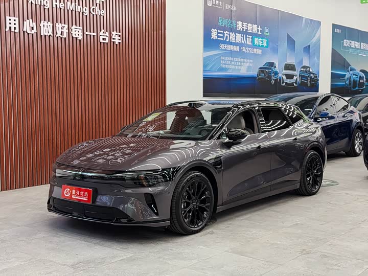 Фото 1 - Zeekr 007 GT