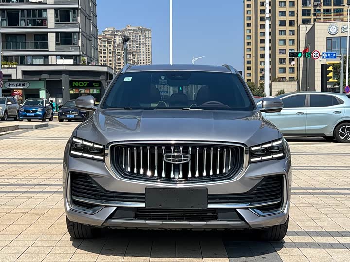 Фото 2 - Geely Monjaro