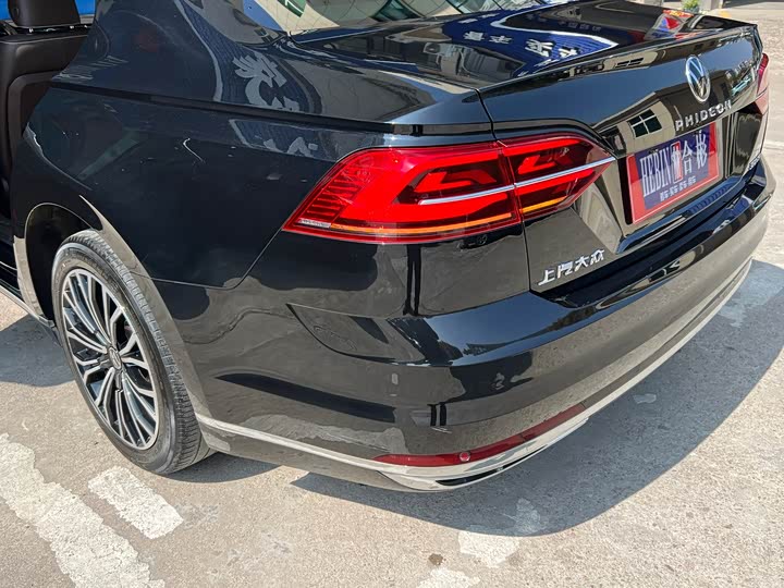 Фото 9 - Volkswagen Phideon