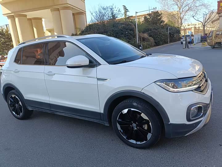 Фото 3 - Volkswagen Tacqua