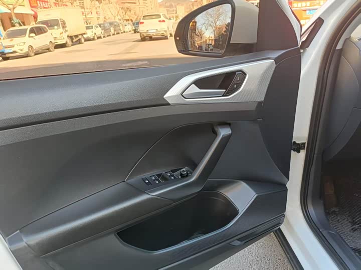 Фото 9 - Volkswagen Tacqua