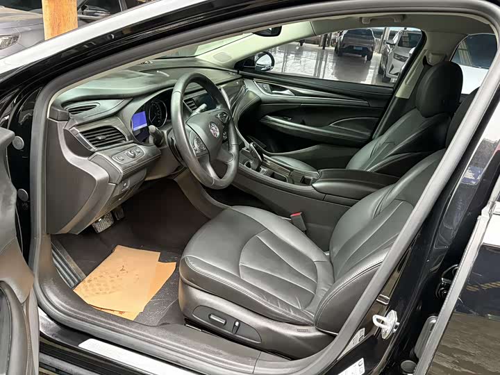 Фото 7 - Buick LaCrosse