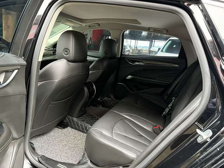 Фото 9 - Buick LaCrosse