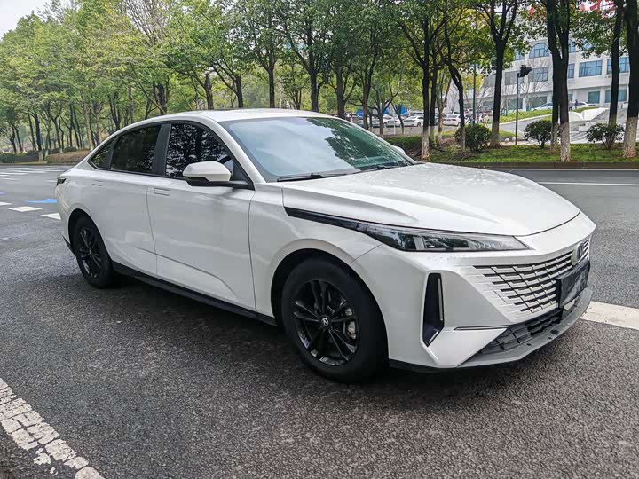 Фото 4 - Changan Yida