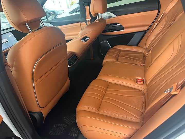 Фото 7 - XPeng G9