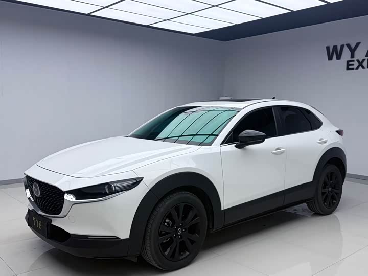 Photo 1 - Mazda CX-30