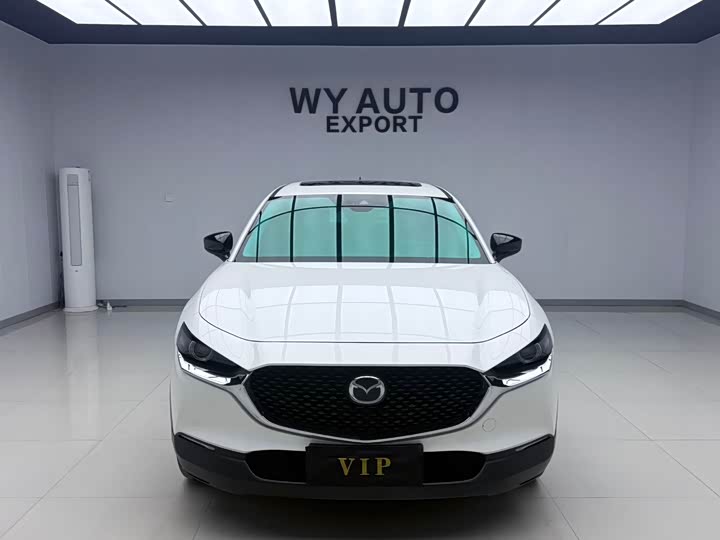 Photo 2 - Mazda CX-30