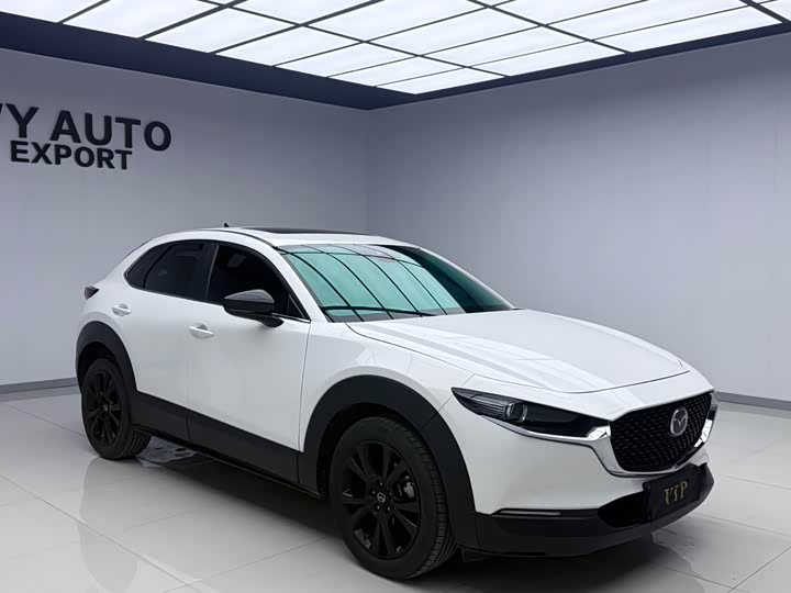 Photo 3 - Mazda CX-30