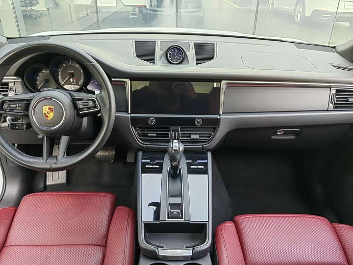 Фото 3 - Porsche Macan