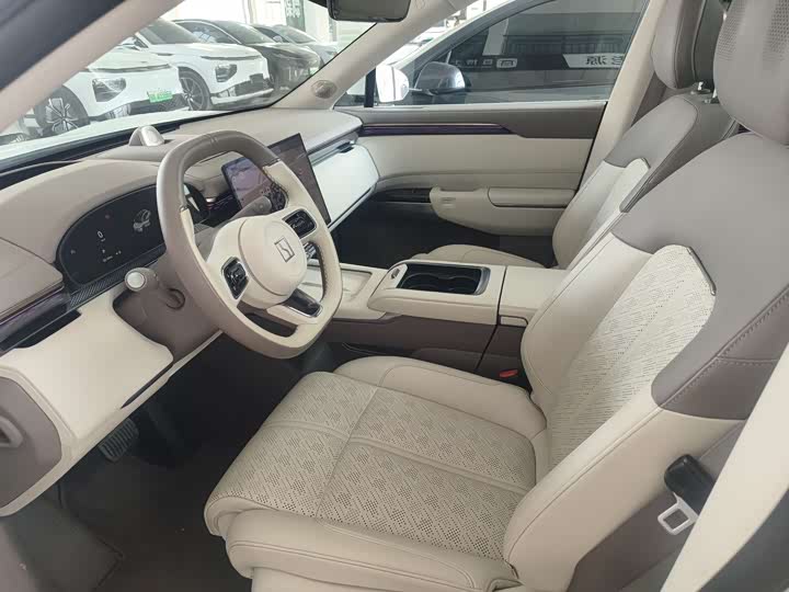 Фото 5 - Zeekr 7X