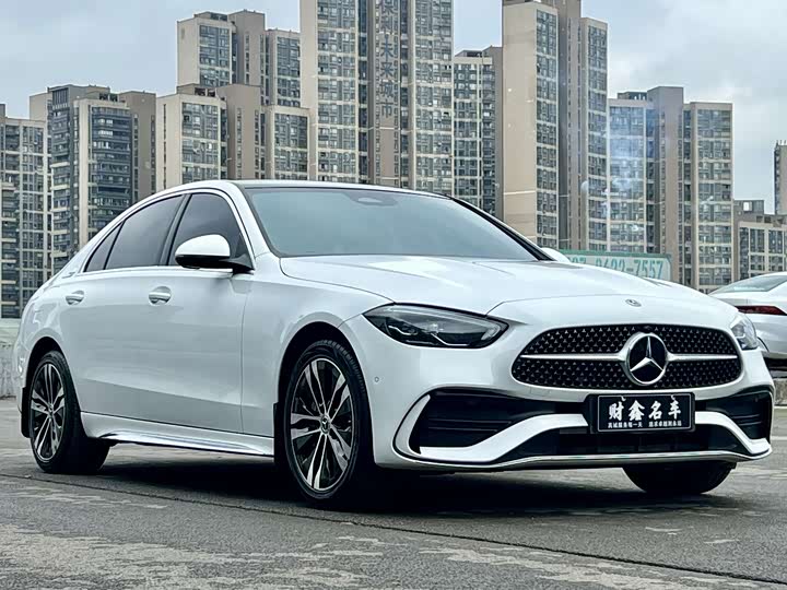 Photo 3 - Mercedes-Benz C-Class Hybrid