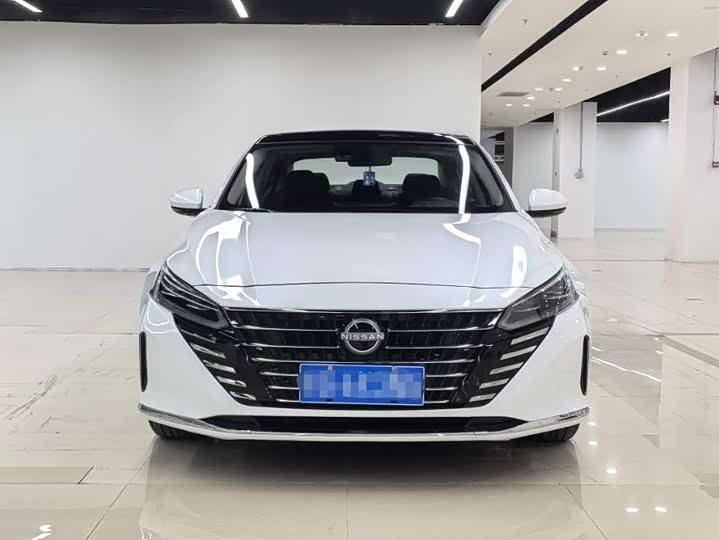 Фото 2 - Nissan Teana