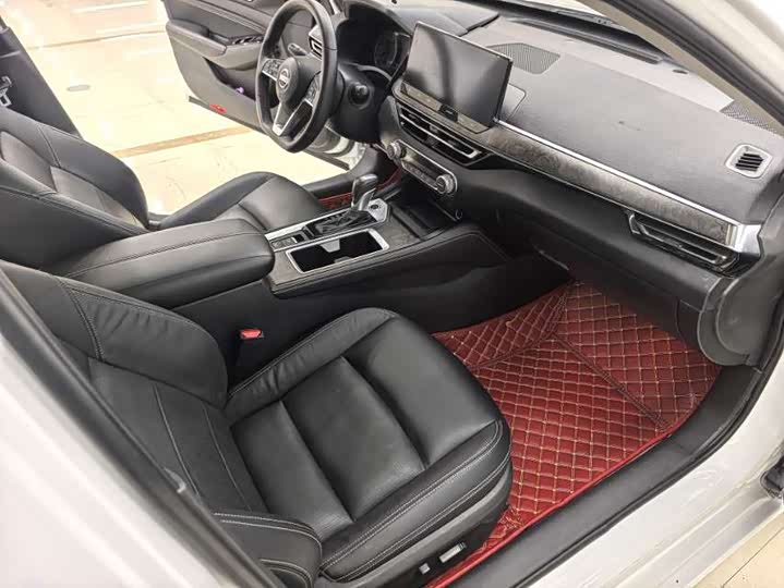 Фото 7 - Nissan Teana