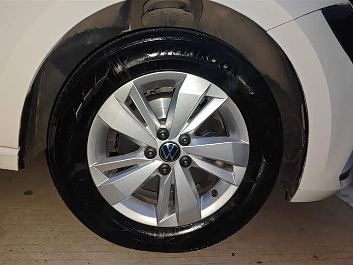 Фото 6 - Volkswagen Polo