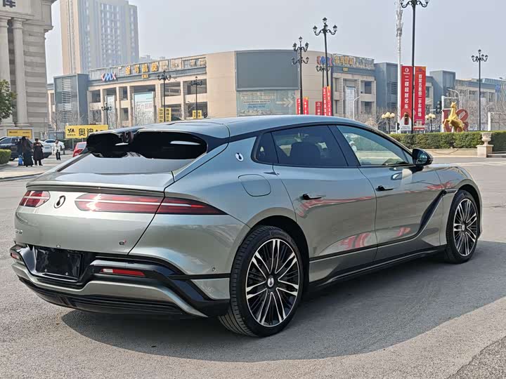 Фото 9 - Denza Z9GT