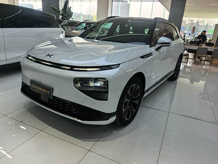 Фото 1 - XPeng G9