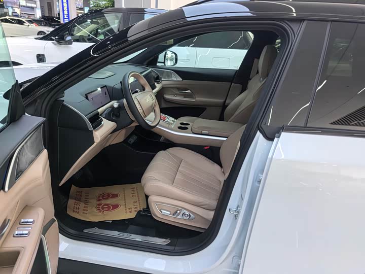 Фото 6 - XPeng G9