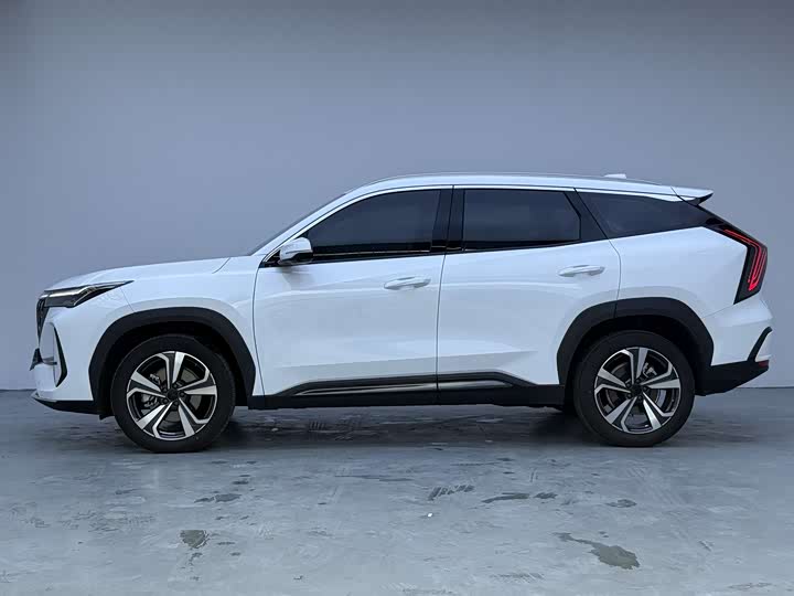 Фото 8 - Geely Atlas L