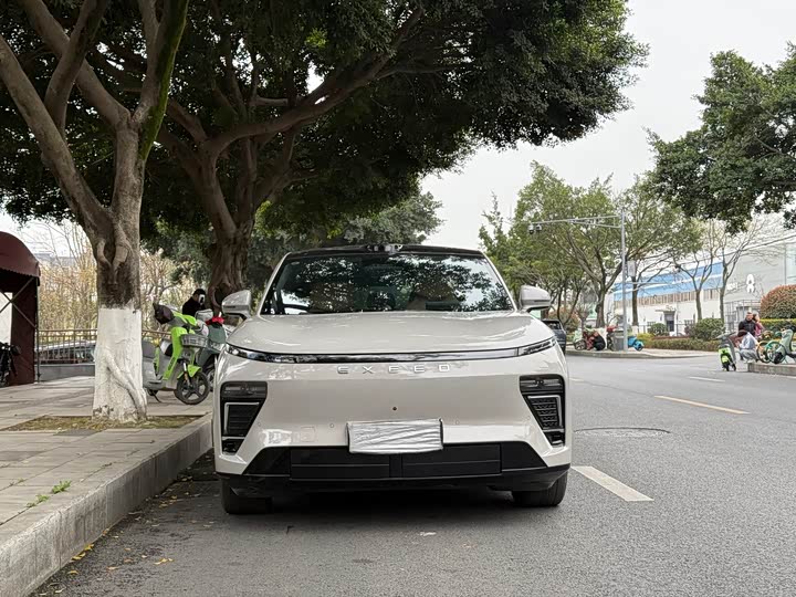 Фото 2 - Exeed Sterra ET