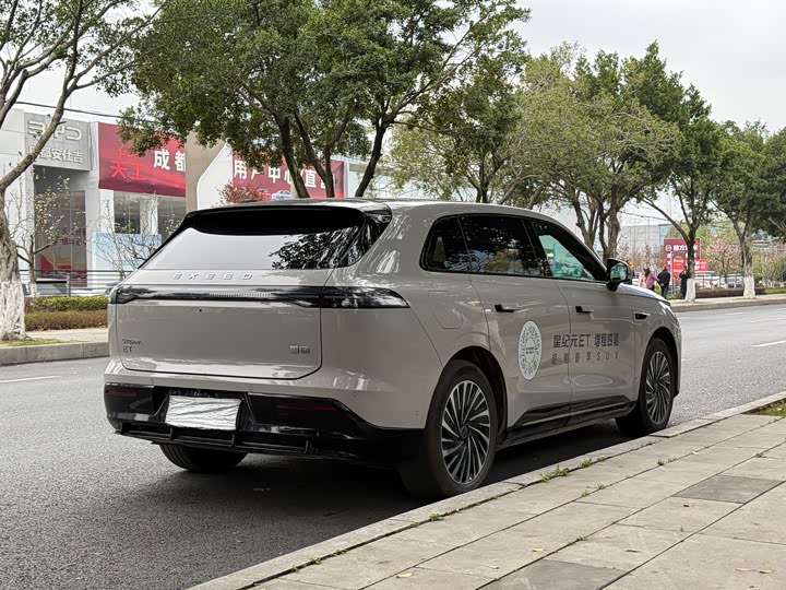 Фото 4 - Exeed Sterra ET