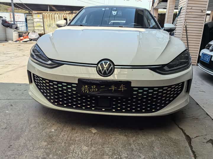 Фото 1 - Volkswagen Lamando L